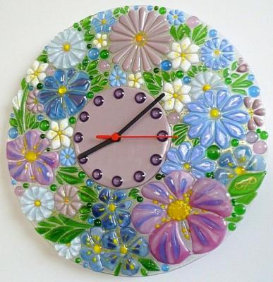 Glass clock "Summer in shades of lilac" glass fusing