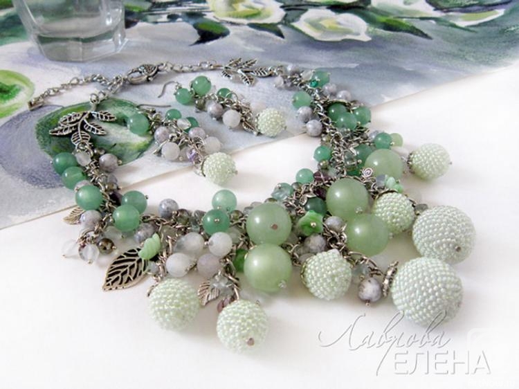 Лаврова Елена. Комплект украшений Зимние яблоки