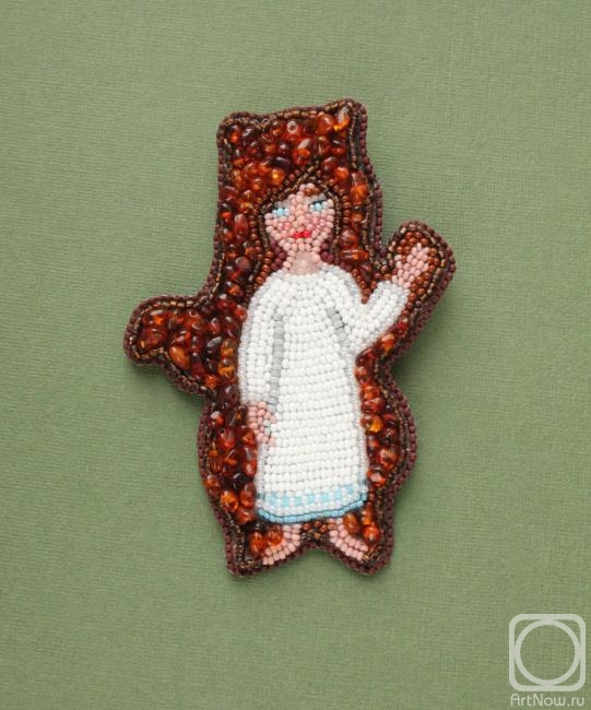 Lapina Albina. Brooch "The Girl and the Totem"