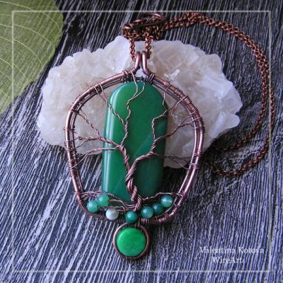 Tree of life copper pendant with green agates