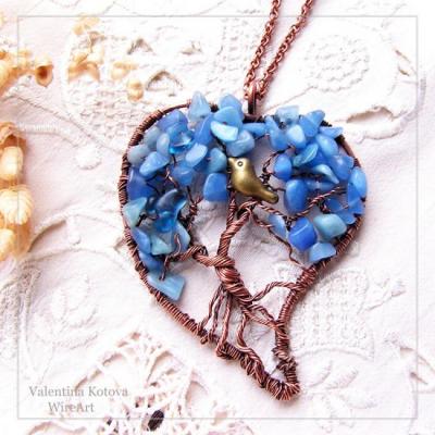 Copper pendant "Tree of life" with kyanite beads