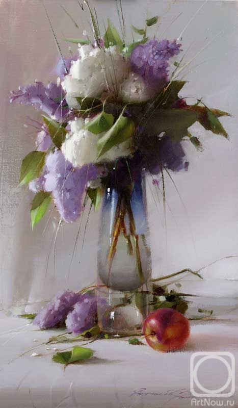 Gappasov Ramil. Still life with white lilacs