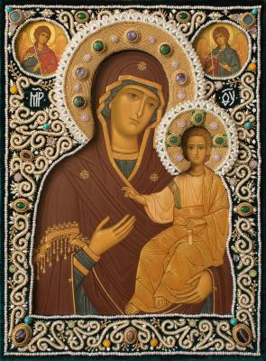Icon of the Mother of God in a salary of pearls