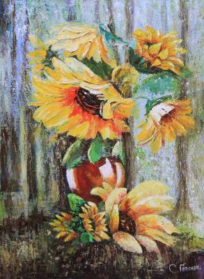 Sunflowers in the interior. Gaponov Sergey