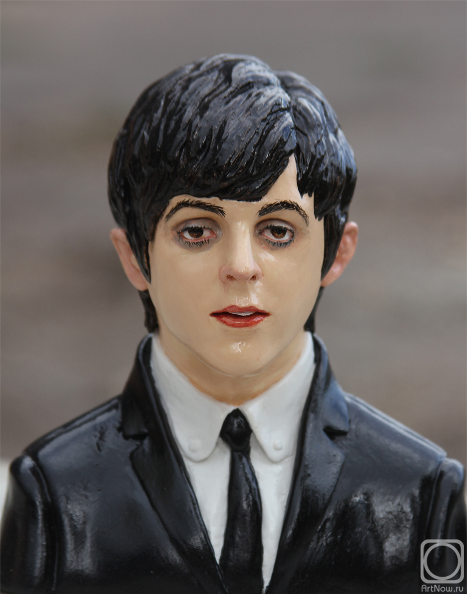 Churkina Larisa. Paul McCartney bust in a black jacket (Rockportraits)