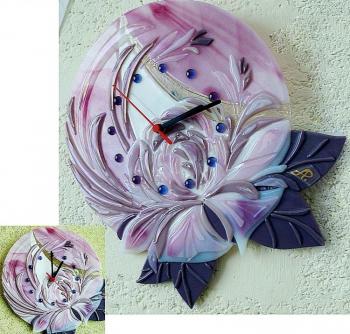 Wall clock "Pink Peony" a variation on the round background, glass fusing