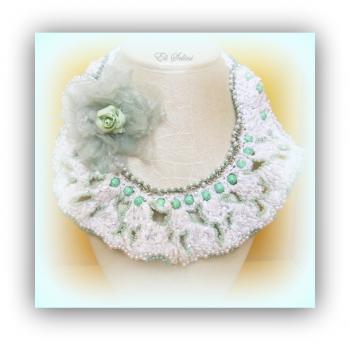 Necklace "Freshness of mint"