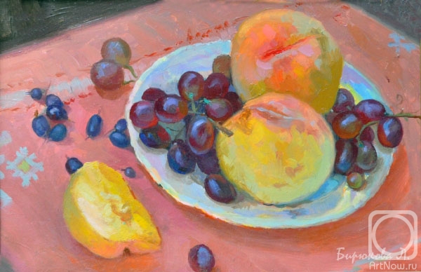 Biryukova Lyudmila. Still life with grapes and peaches