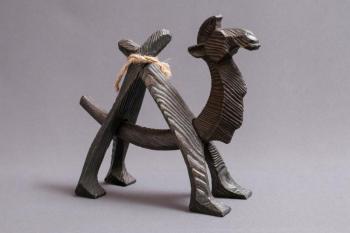 �������