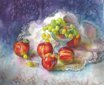 Still Life "apples and grapes". Luchkina Olga