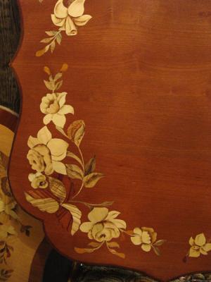 Tabletop. Floral decor (fragment)