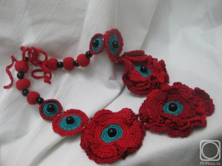 Taran Diana. Necklace "Poppies at sunset"