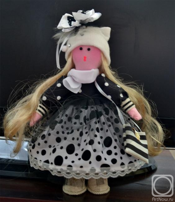 Bakaeva Yulia. Lucian's doll
