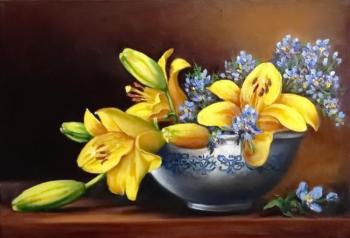 Yellow lilies. Lygina Lyudmila