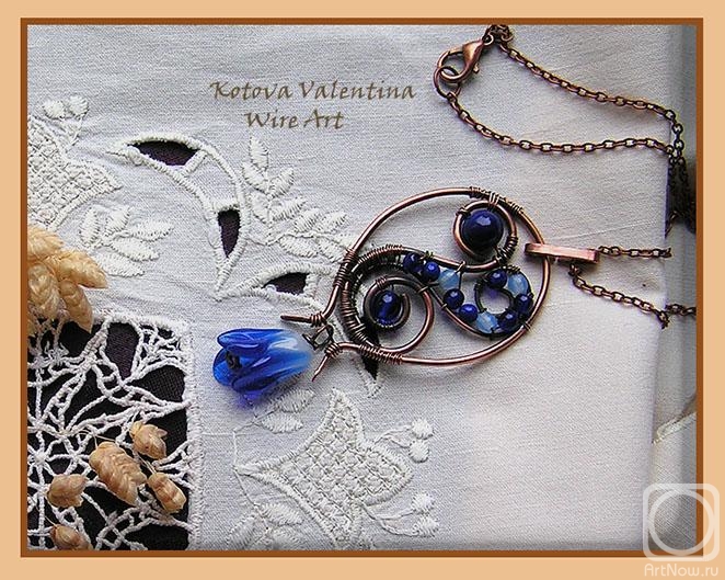 Kotova Valentina. Pendant with Czech beads, jadeite and chalcedony