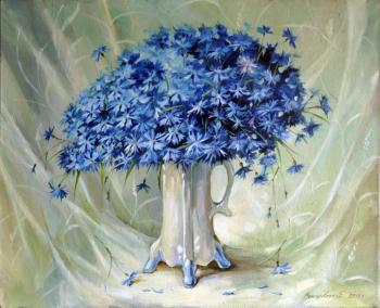 The blue of the summer. Komarovskaya Yelena