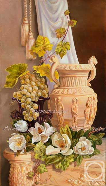 Samarskaya Helena. With Roman Vase and Grape Vine