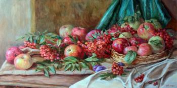 Rowan in apples. Norenko Anastasya