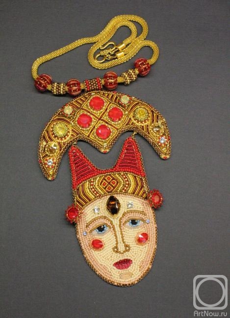 Lapina Albina. Pendant "Lunnitsa"