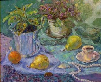 Still life with violets. Yurtchenko Olga