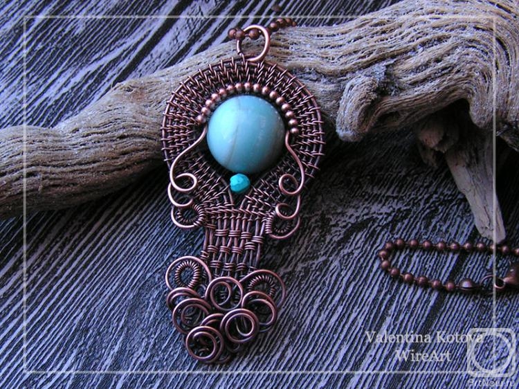 Kotova Valentina. Copper pendant with amazonite bead