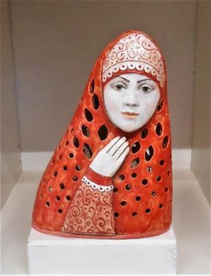 Maiden in a red scarf. Kuznetsova Margarita