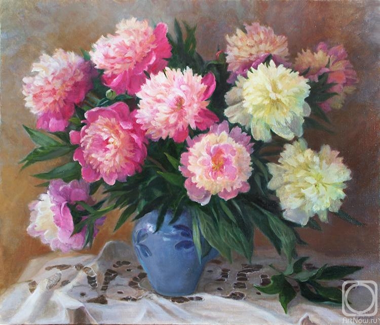 Shumakova Elena. Peonies in a blue vase