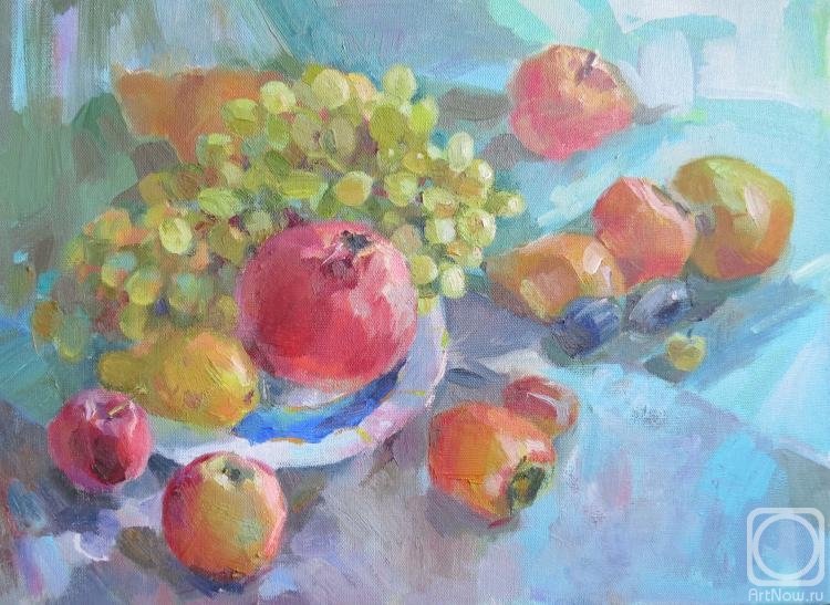Korkishko Viktorya. Pomegranate and grapes