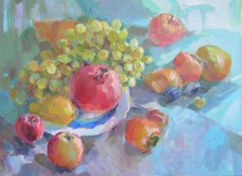 Pomegranate and grapes. Korkishko Viktorya
