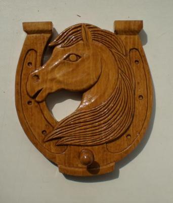 Wooden Horseshoe Key