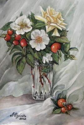 White rose hips and yellow rose. Shulika Lyudmila