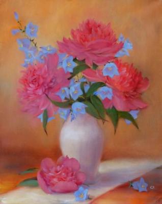 Картина «Пионы и колокольчики»