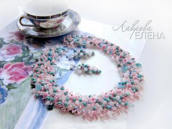 Set of jewelry, necklaces and earrings "Pink bouquet"