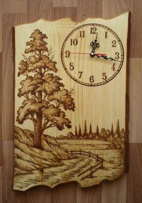 Wooden clock "Landscape". Petin Mihail