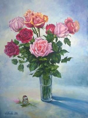Roses in a glass vase (    ). Ivanova Nadezhda