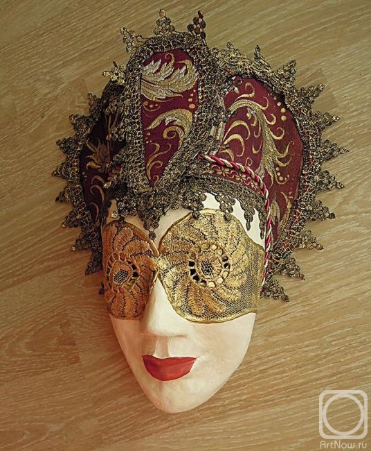 Lutsenko Olga. Venetian mask