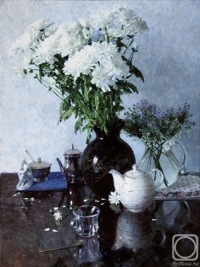 Dolgaya Olga. Still-life with white chrysanthemums
