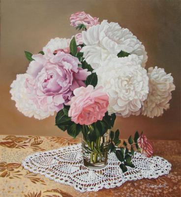 Bouquet of peonies and roses