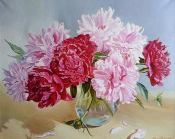 Magic peonies (Magic Still Life). Vandysheva Svetlana