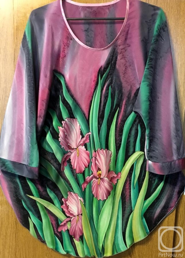 Moskvina Tatiana. Batik-blouse "Evening irises"
