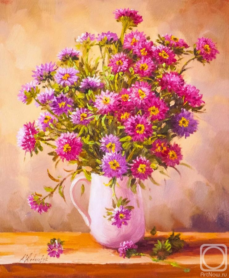Vlodarchik Andjei. A garden bouquet of asters in a pitcher