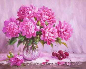 Bouquet of pink peonies and cherries