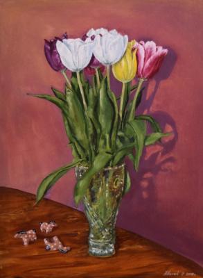 Tulips and clay horses