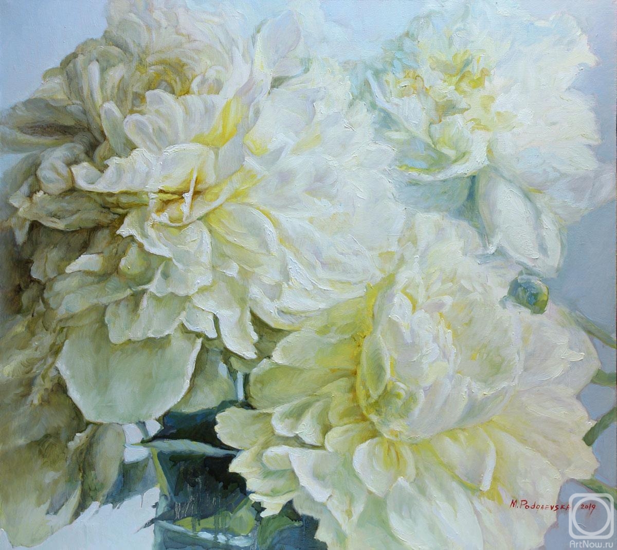 Podgaevskaya Marina. Three white peonies