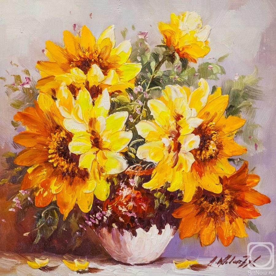 Vlodarchik Andjei. Sunflowers in a round vase
