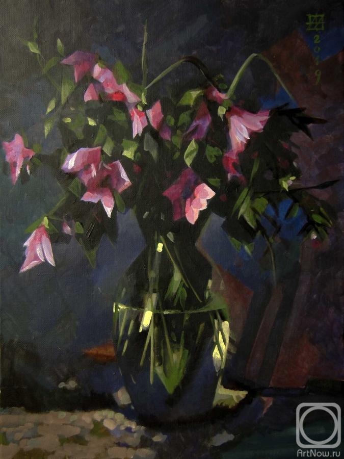 Andrianov Andrey. Flowers in a glass vase