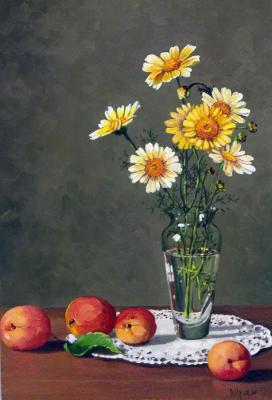 Daisies and apricots. Pryadko Larisa