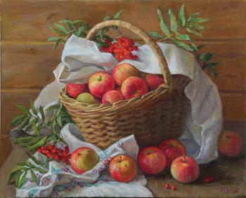Shumakova Elena Valeryevna. Basket with apples