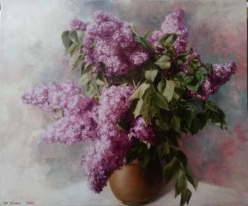 Lilac flowers. Gharagyozyan Anoush