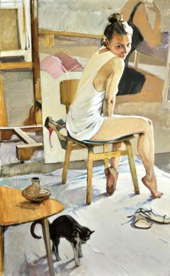 In the studio (Posing Girl). Tyutrin Peter